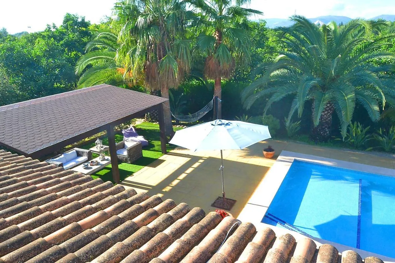 הוילה Plamanyola Caricuao House