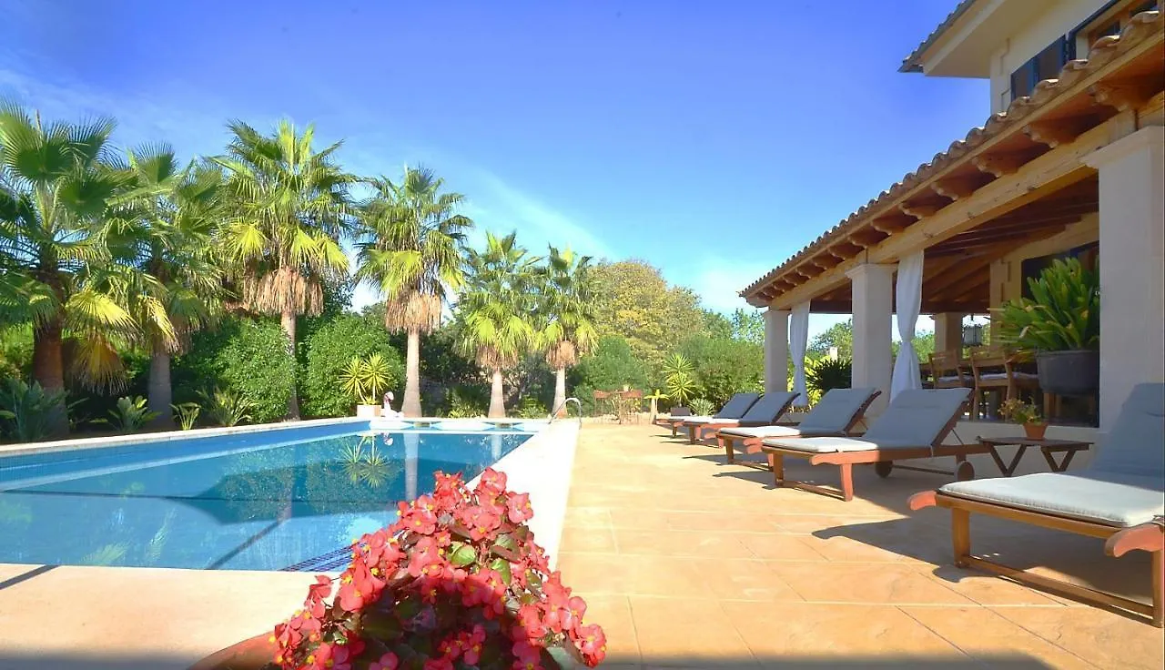 Caricuao House Villa Palmanyola Spain