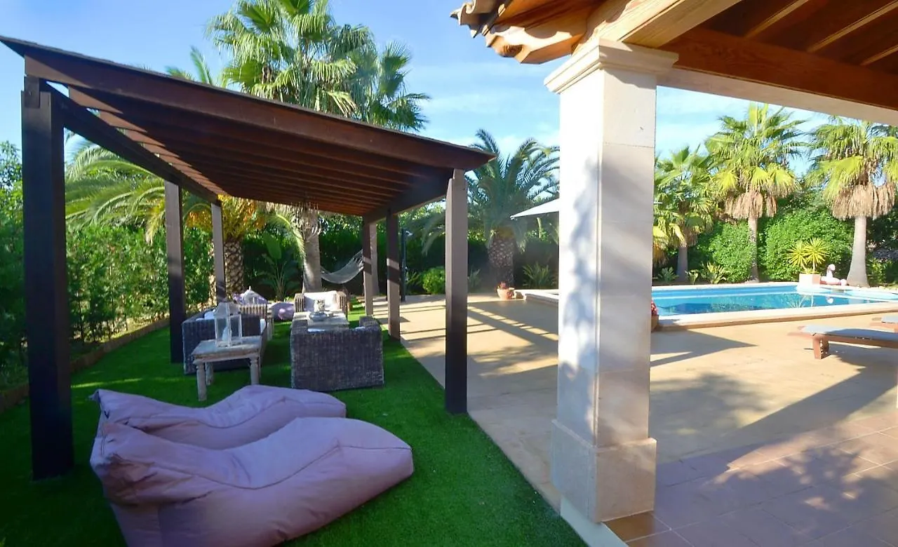 Holiday home Caricuao House Villa Palmanyola